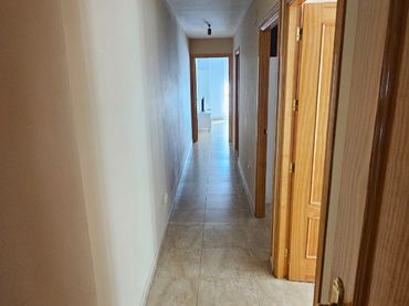 Flat with balcony for sale in Calle Victoriano Revelo