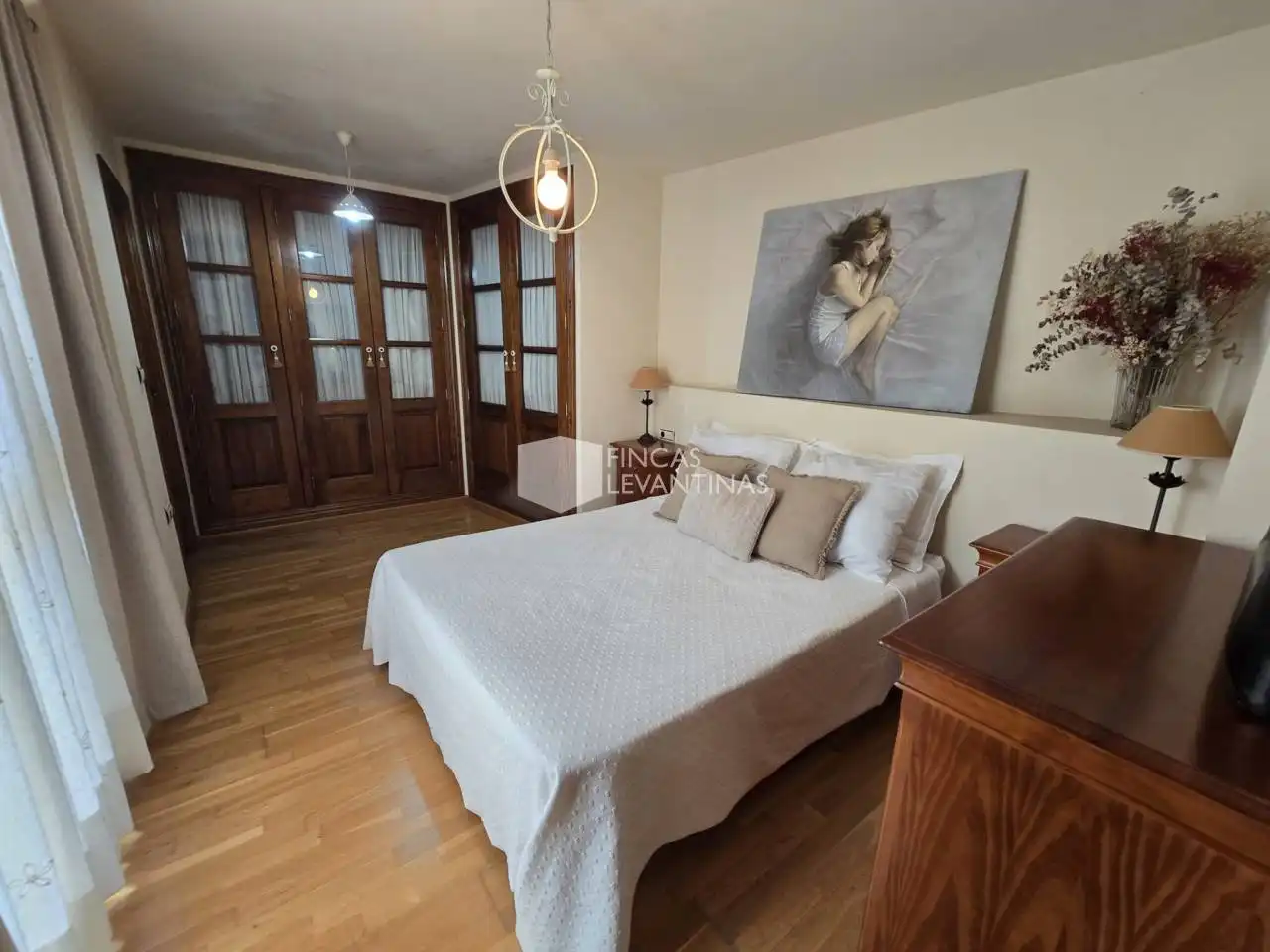 Habitación de Casa o chalet en venta en San Vicente del Raspeig / Sant Vicent del Raspeig con Terraza y Amueblado