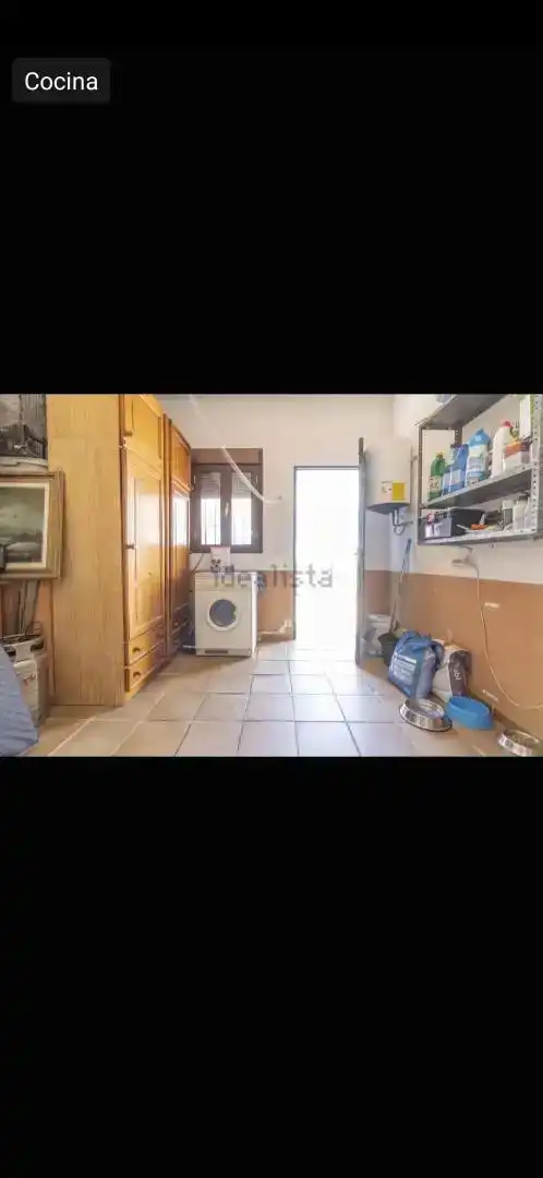 Cuina de Casa o xalet en venda en Gerena amb Parquet, Traster i Moblat