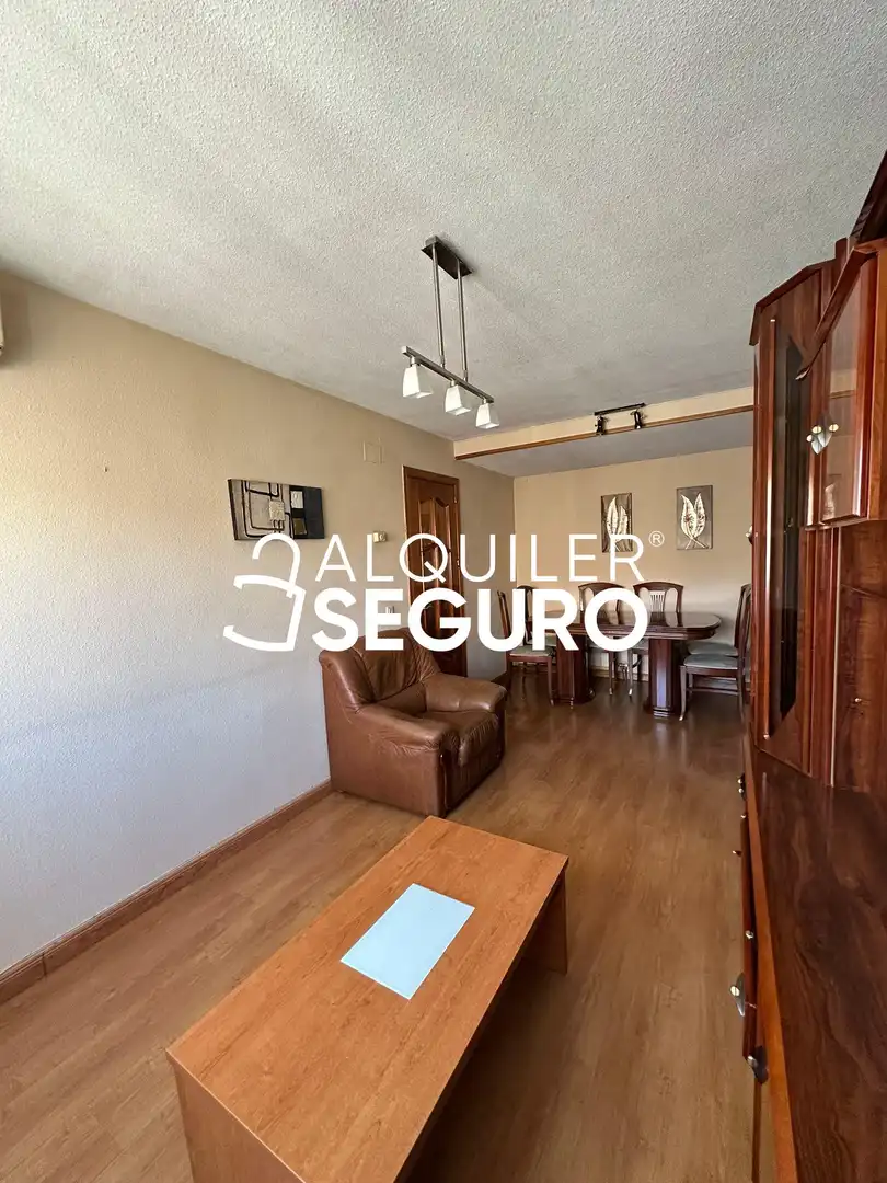 Piso de alquiler en Los Lilos, Prado Santo Domingo - Ensanche