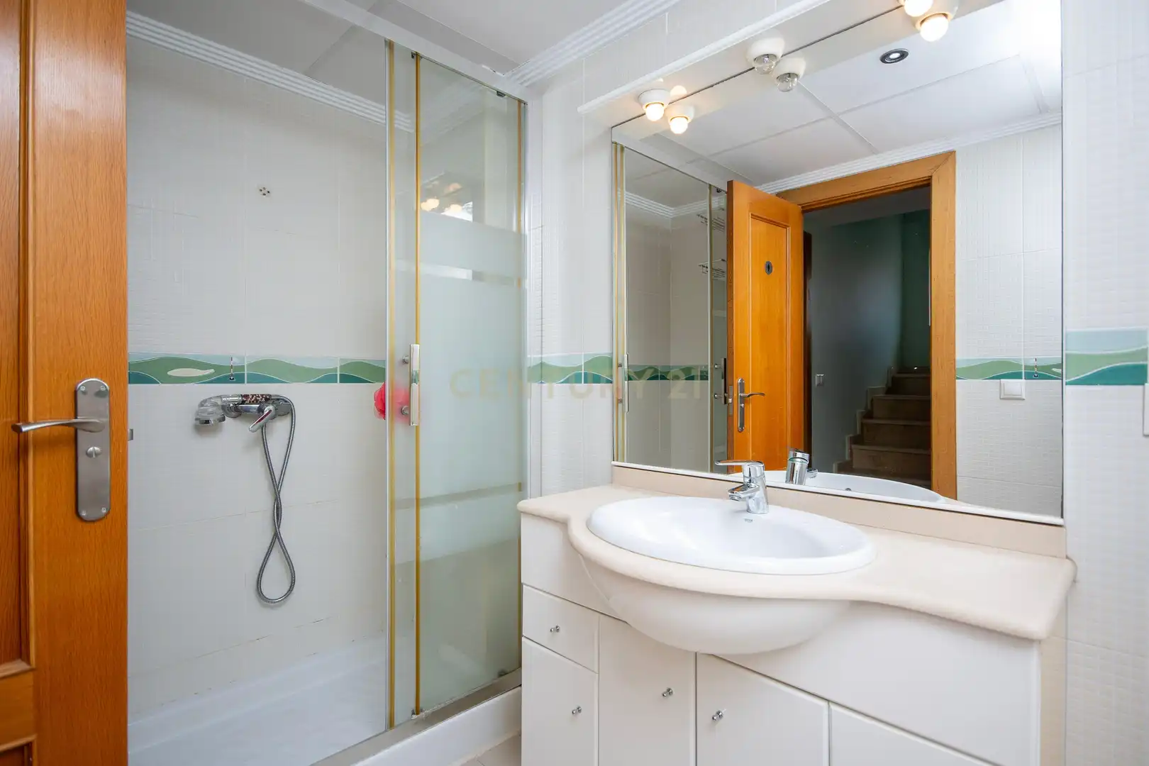 Baño de Casa adosada en venta en Alicante / Alacant con Aire acondicionado, Balcón y Piscina comunitaria