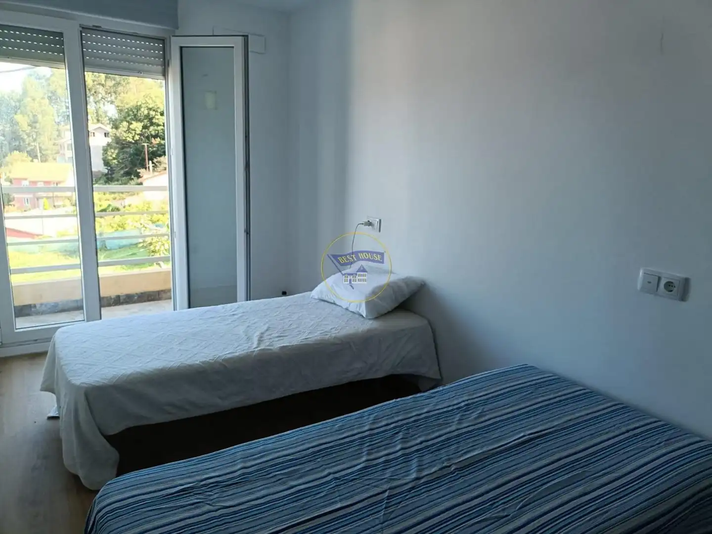 Habitación de Casa o chalet en venta en Vigo  con Terraza y Balcón