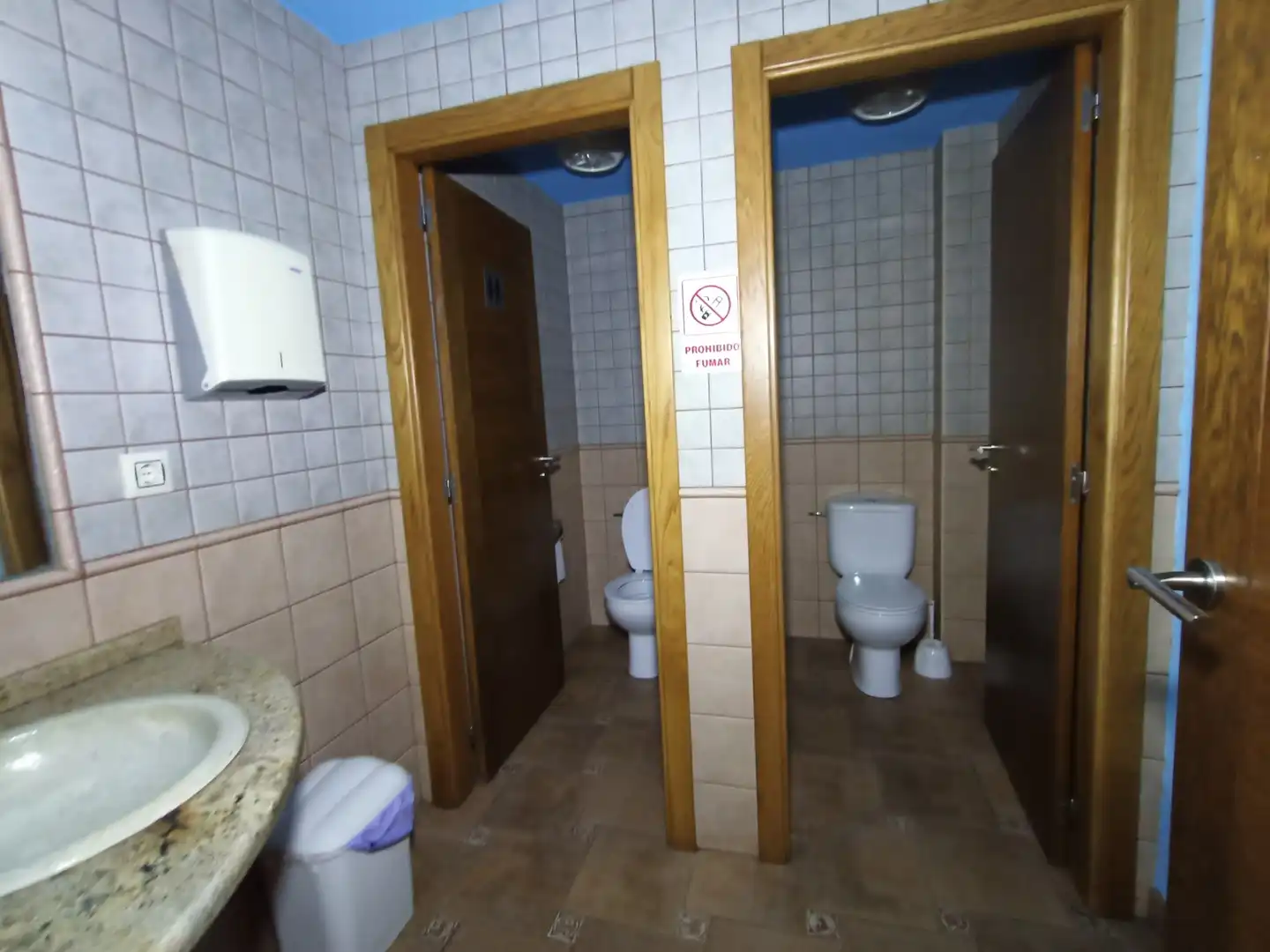 Bathroom of Buildings for sale in Coristanco