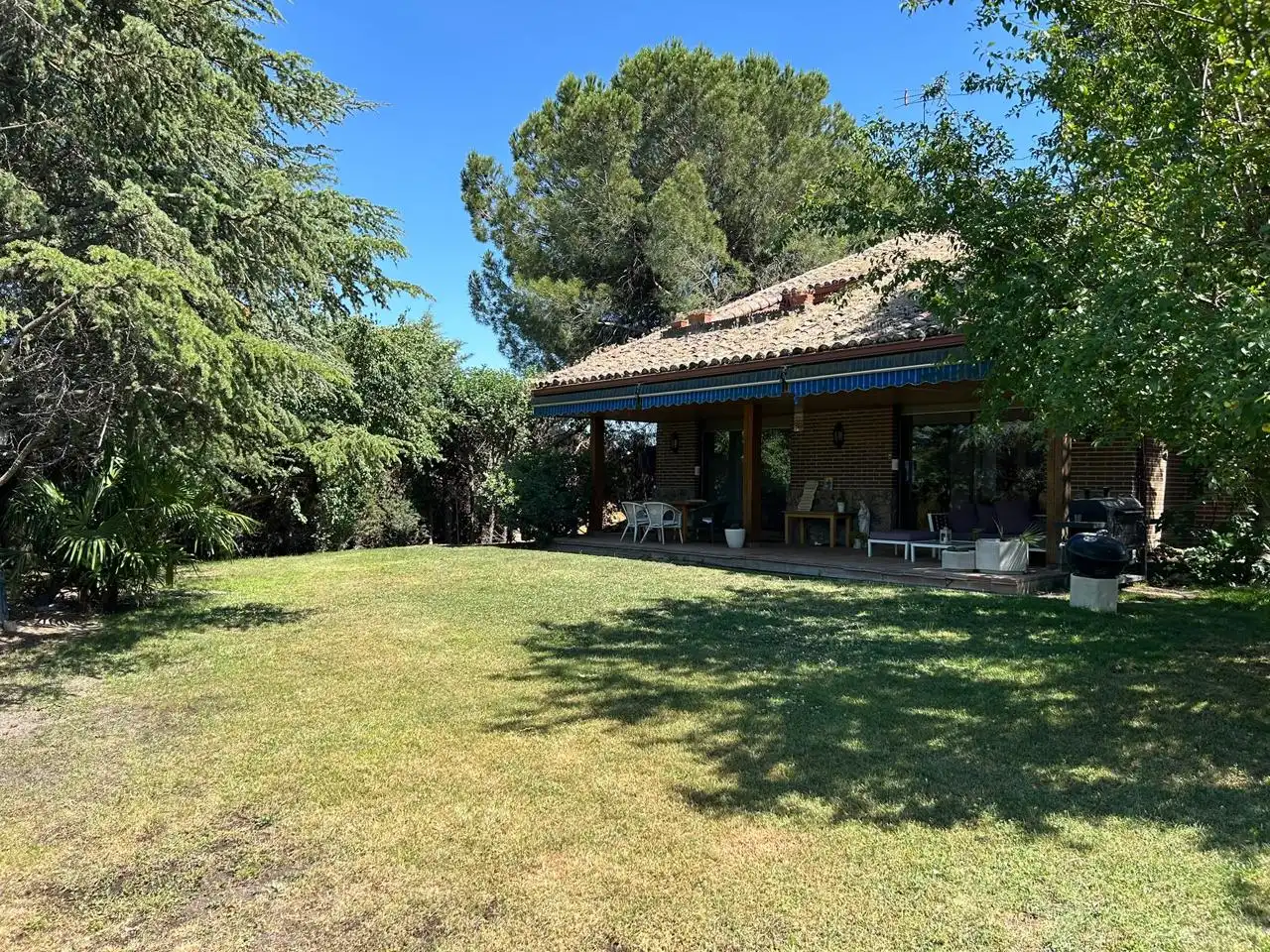 Jardín de Casa o chalet en venta en Majadahonda con Calefacción, Jardín privado y Parquet