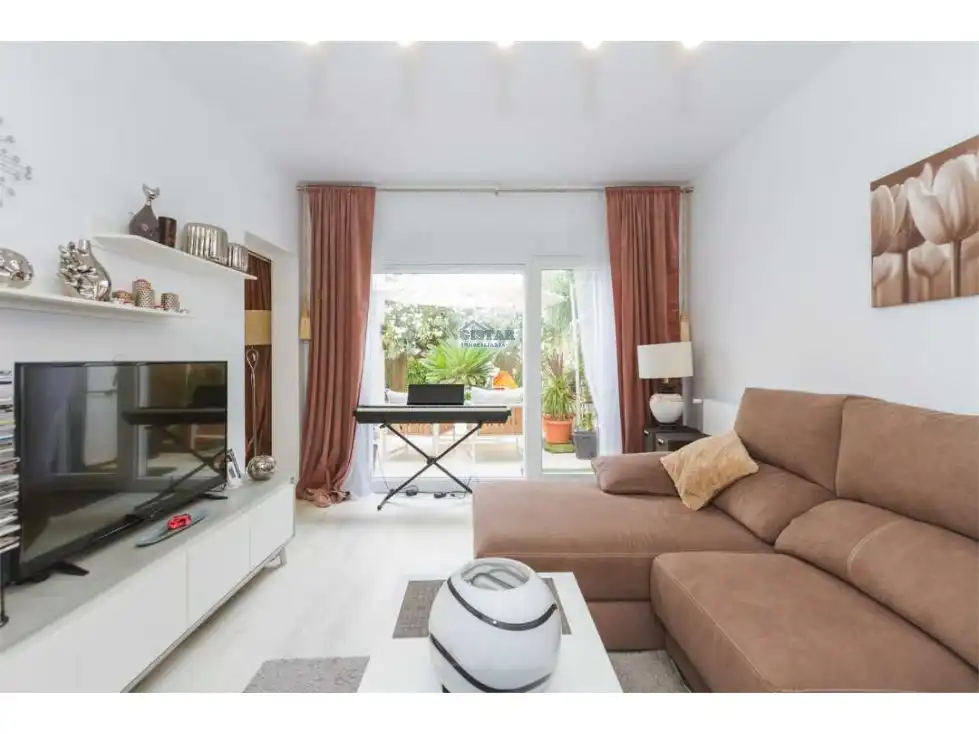 Sala de estar de Casa o chalet en venta en Pedreguer con Calefacción, Terraza y Piscina