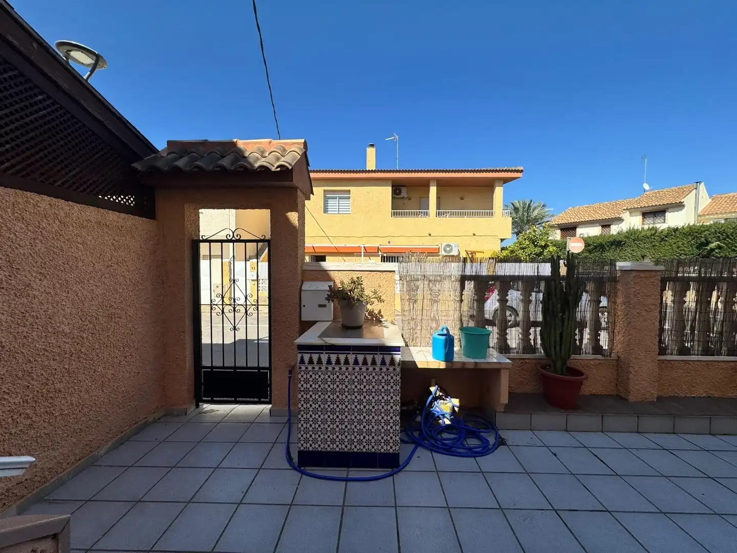 Xalet amb balcó en venda a Calle Calle Virgen de la Vega, imagen 6