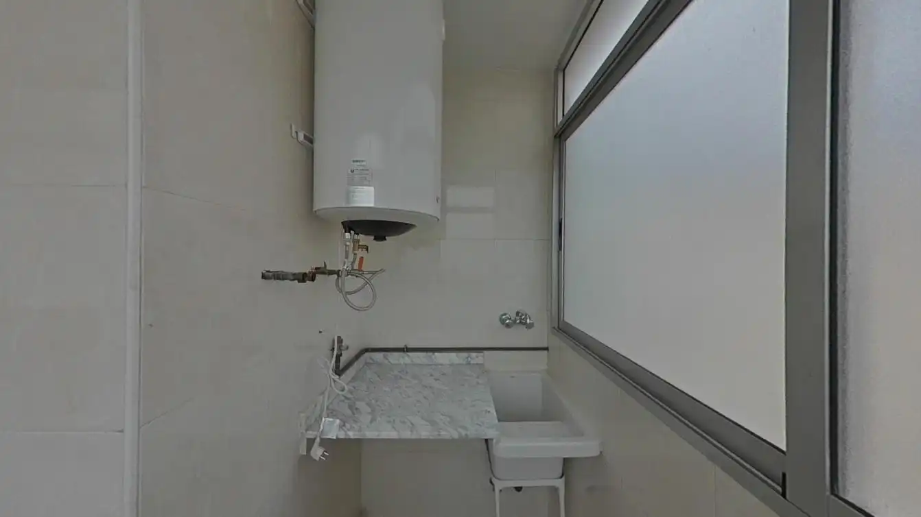Baño de Piso en venta en Villena
