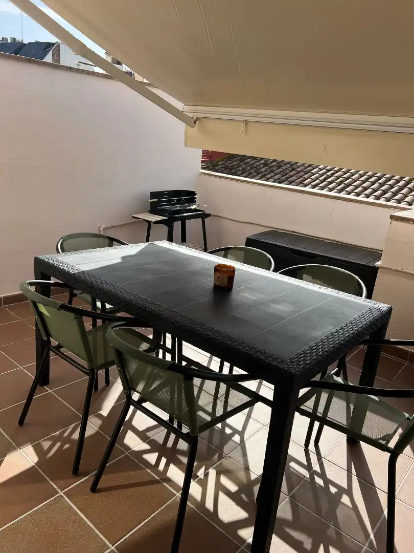 Dachboden zur Miete in Carrer Ramon y Cajal, El Pedró