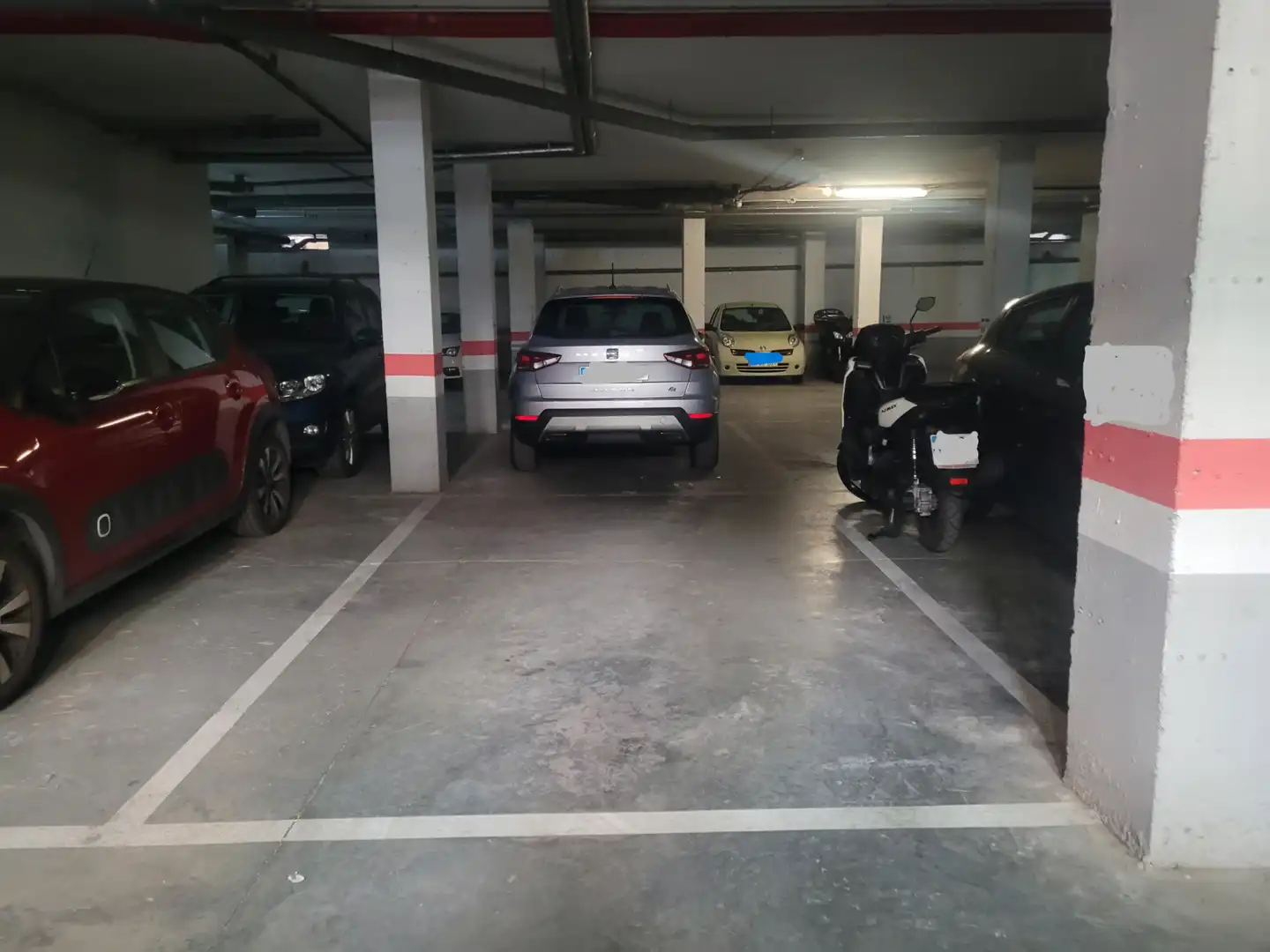 Parking of Duplexes for sale in Poniente