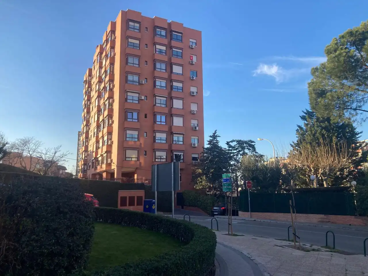 Pis de lloguer a De Juan Andrés, Valdezarza