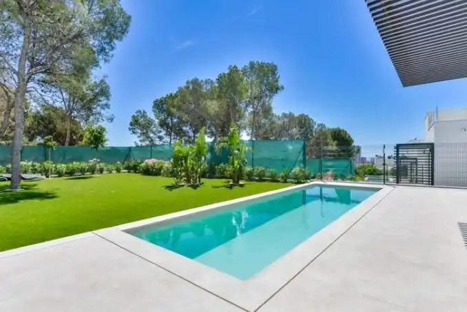 Casa amb piscina en venda a Carrer Amsterdam, imagen 24