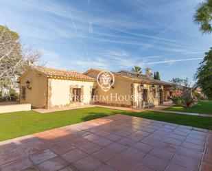 Vista exterior de Casa o xalet en venda en Blanes amb Aire condicionat i Balcó