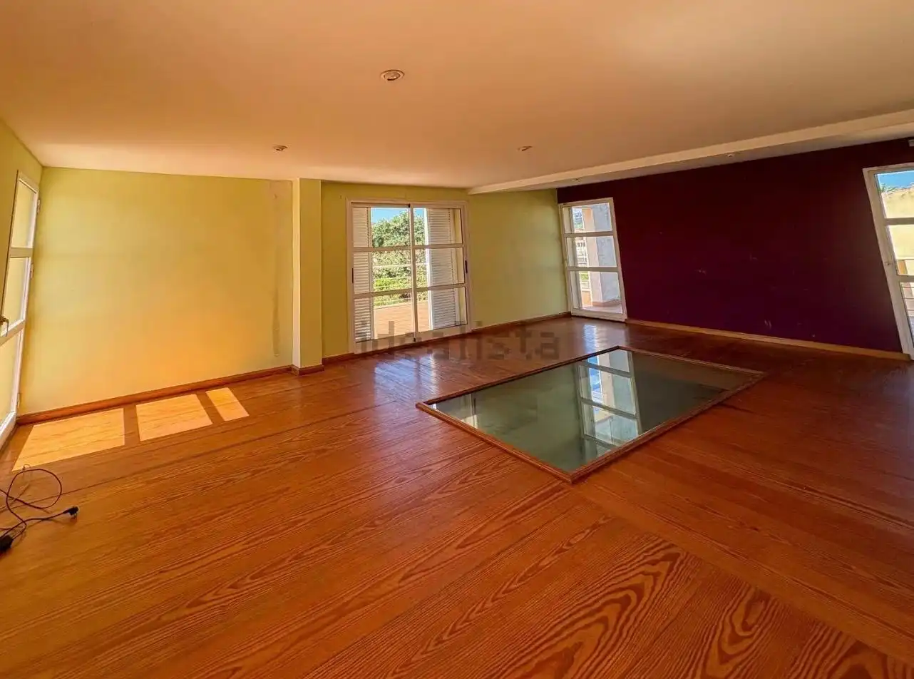 Sala d'estar de Casa o xalet en venda en Gandia amb Calefacció, Jardí privat i Terrassa