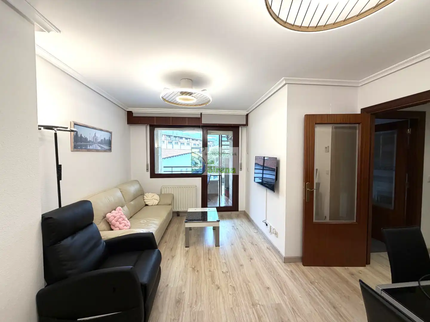Sala de estar de Piso de alquiler en Castro-Urdiales con Calefacción, Terraza y Amueblado