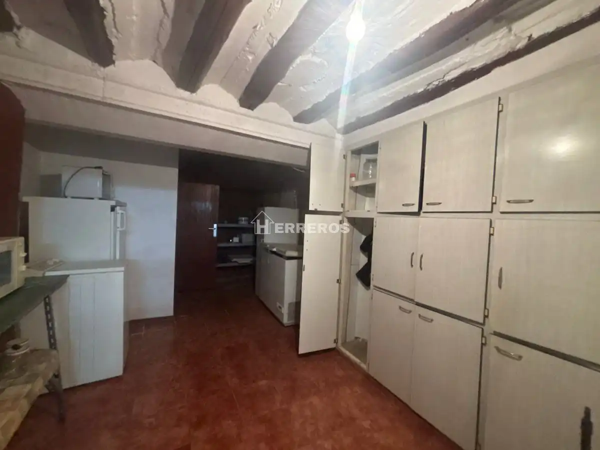 Cuina de Casa adosada en venda en Alesanco amb Calefacció