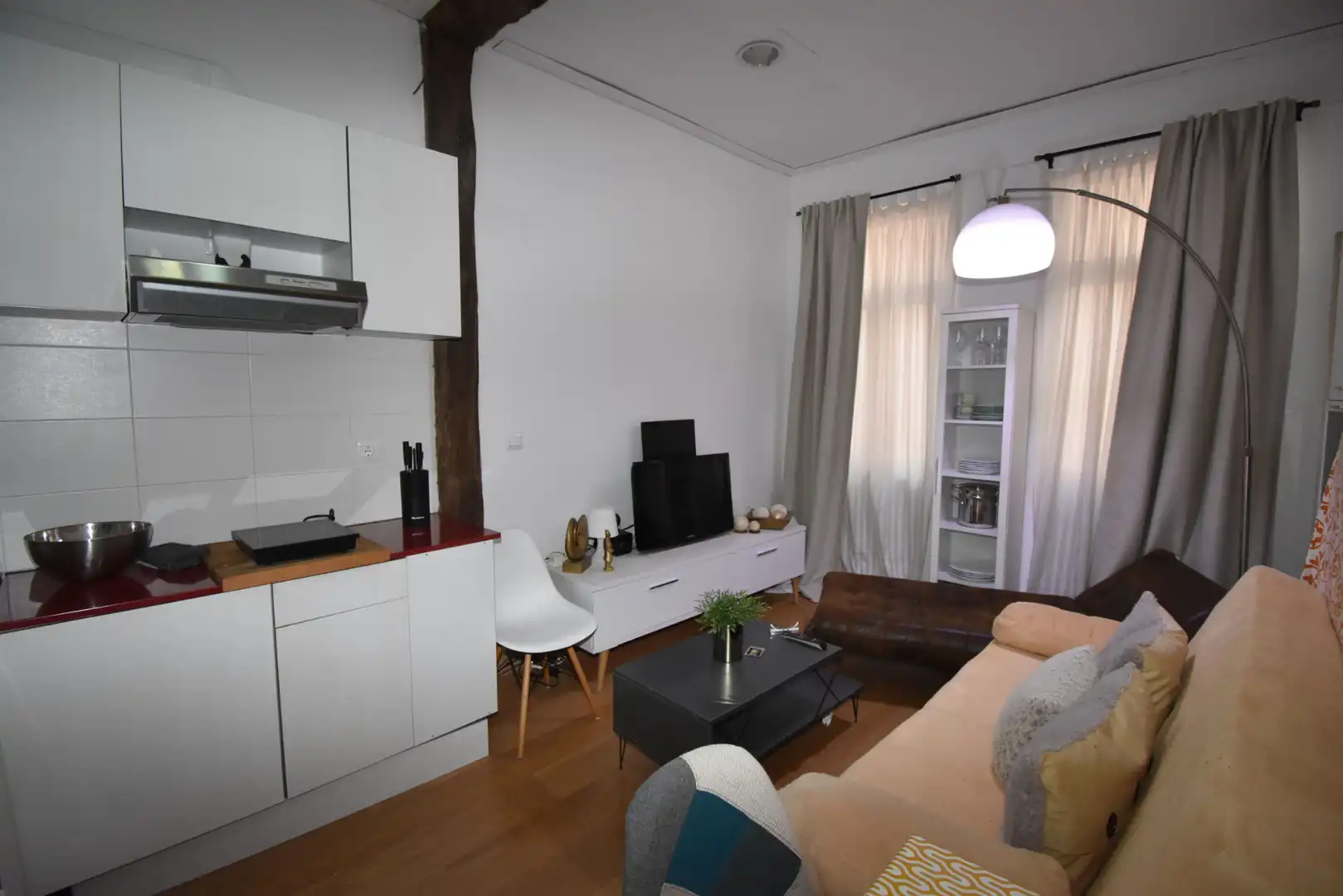 Living room of Apartments for sale in Santander  with Parquet flooring and Furnished