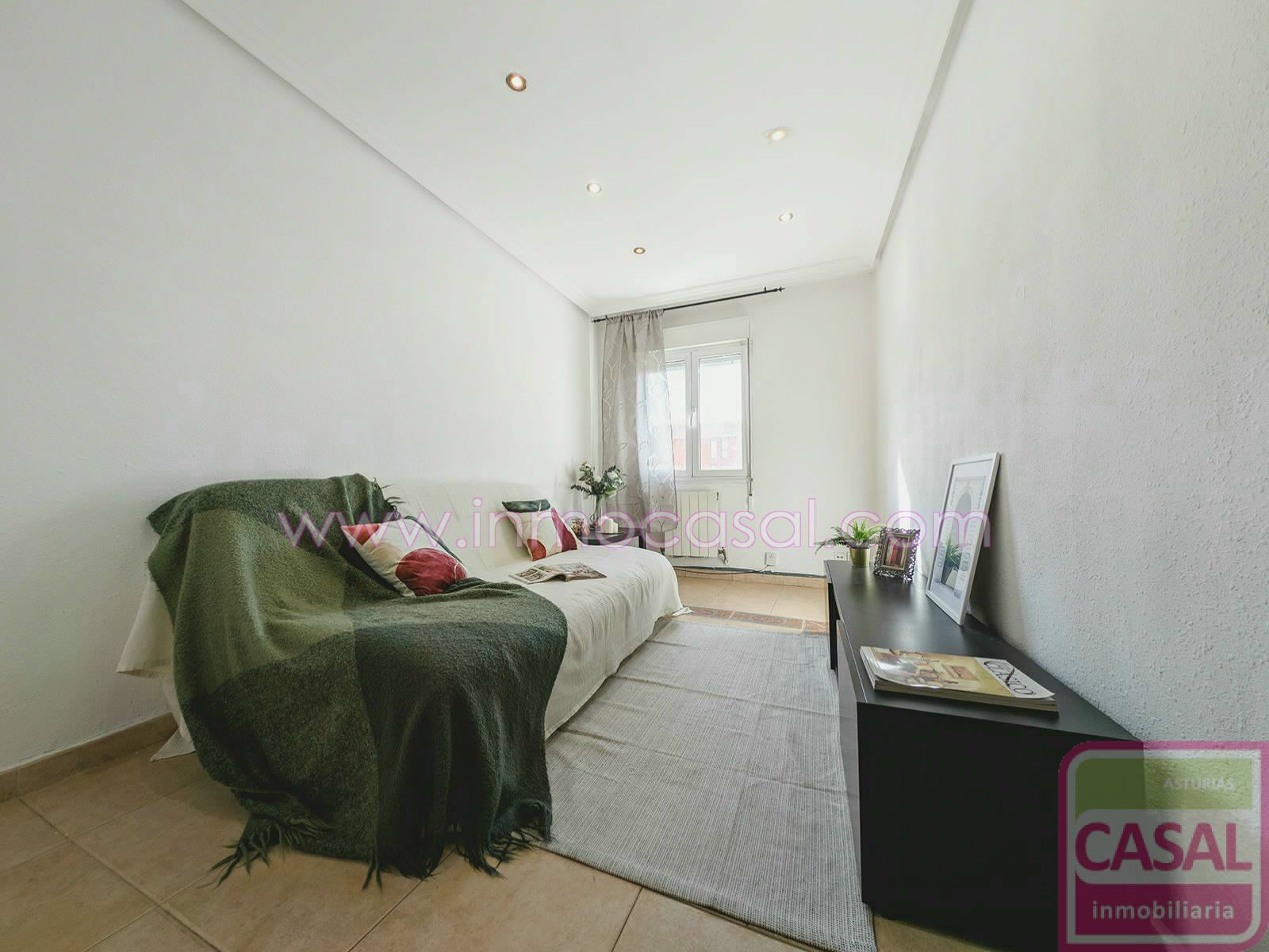 Bedroom of Flat for sale in Gijón   with Heating and Storage room