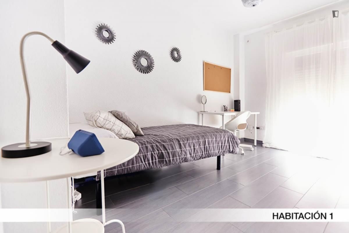 Apartament per a compartir a Bami - La Estrella