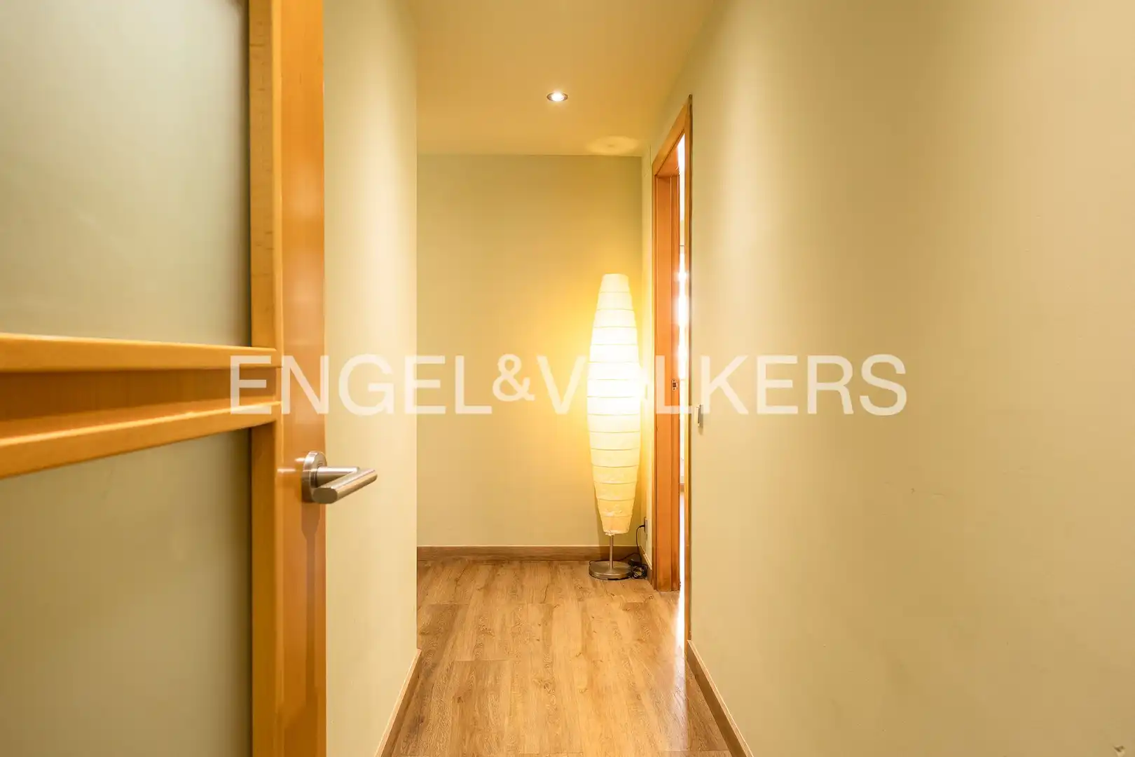 Flat for rent in Barcelona  with Air Conditioner, Heating and Terrace