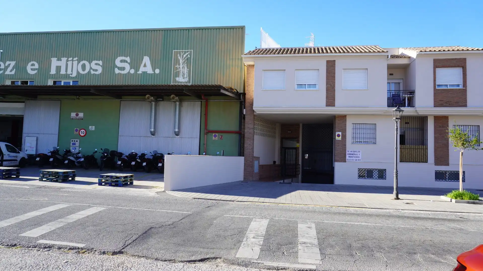 Exterior view of Garage for sale in Motril