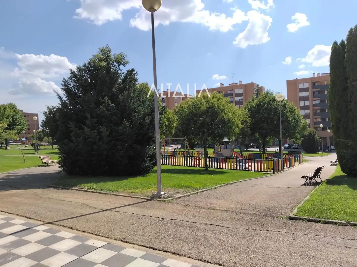 Piso en venta en Cuenca con Trastero y Amueblado