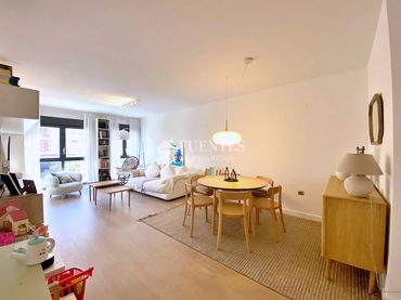 Piso con ascensor en venta en Avenida General Marvá