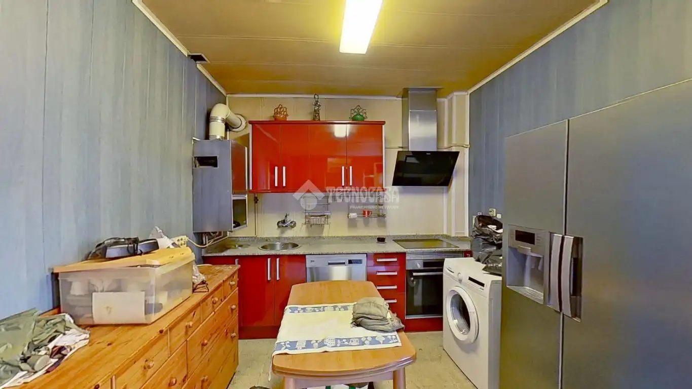 Cocina de Piso en venta en Manresa con Calefacción y Terraza