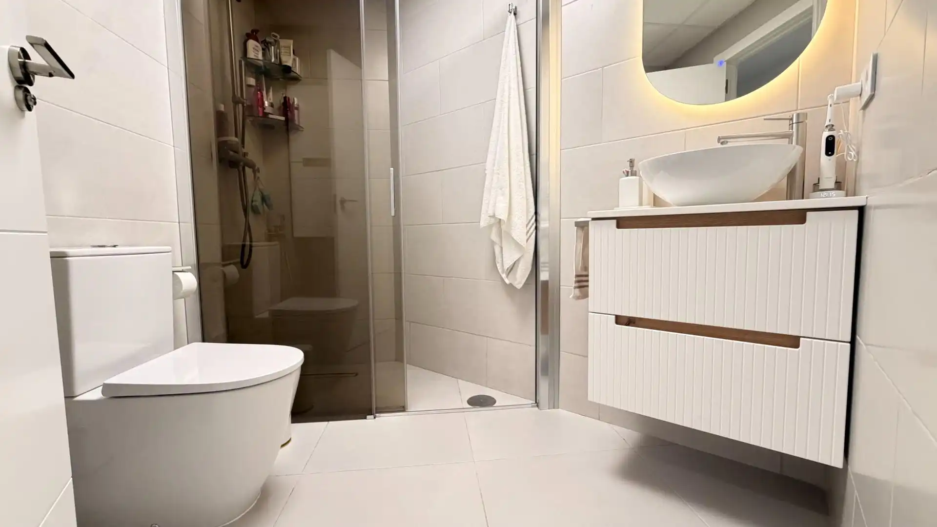 Bathroom of Apartments for sale in Elche ciudad