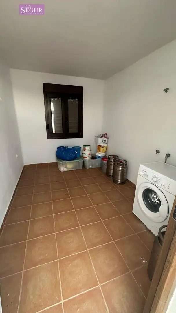 Dúplex en venda en Conil de la Frontera amb Terrassa, Traster i Moblat