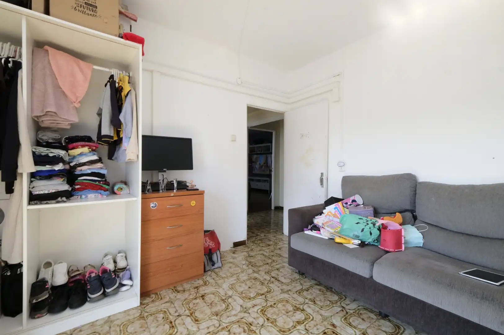 Sala d'estar de Pis en venda en Barcelona amb Forn i Balcó