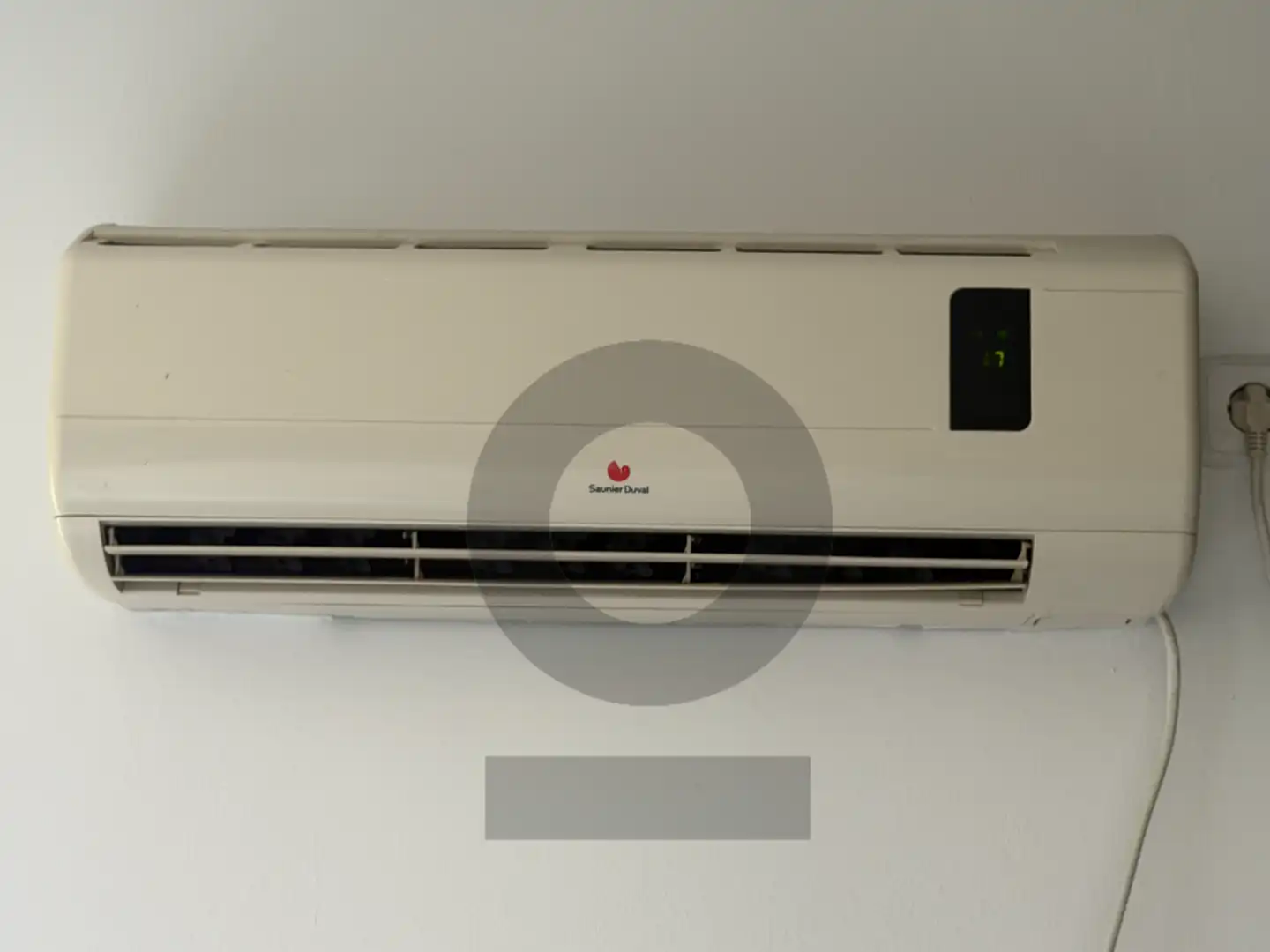 Study for rent in Madrid  with Air Conditioner, Heating and Parquet flooring