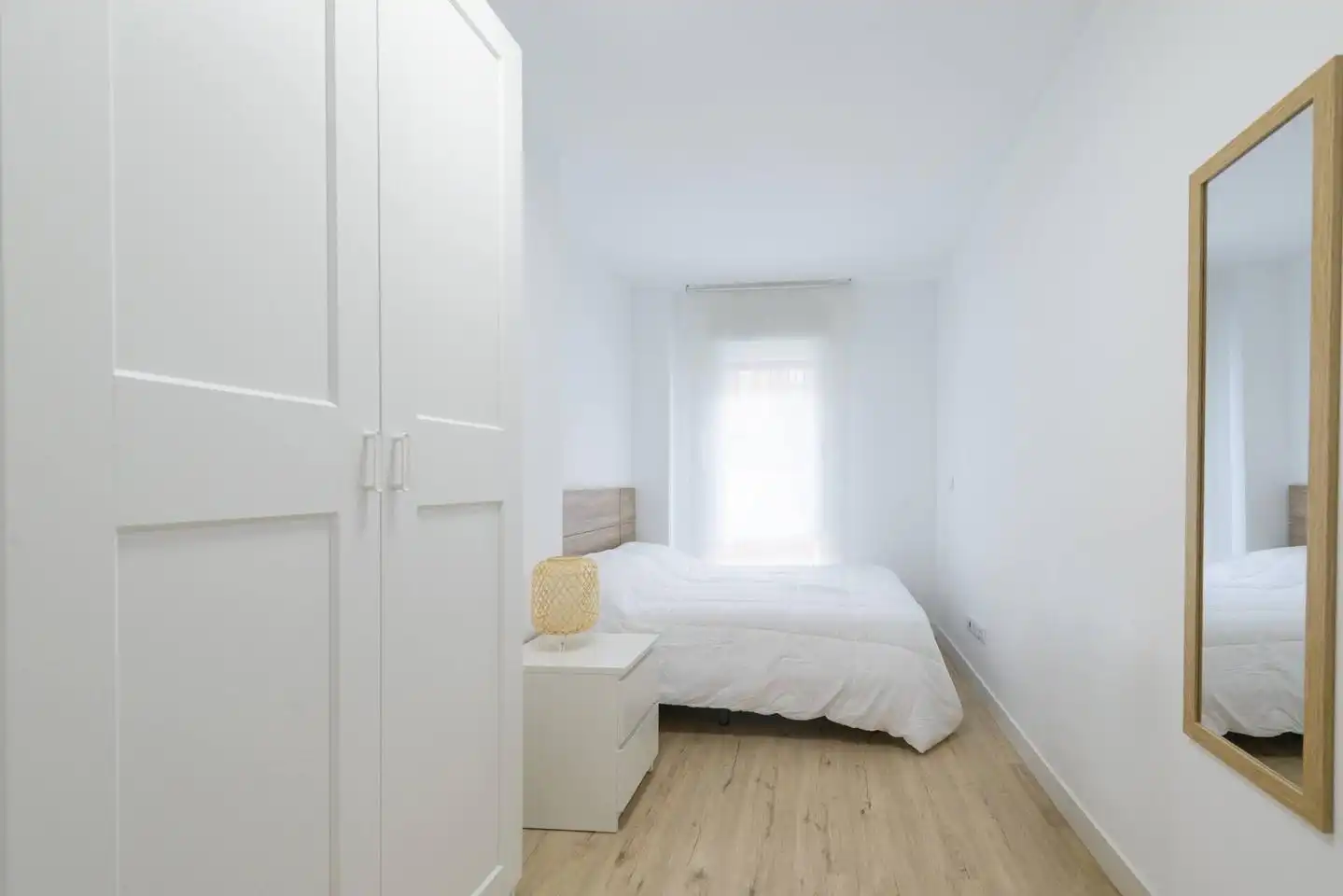 Bedroom of Flat for rent in L'Hospitalet de Llobregat