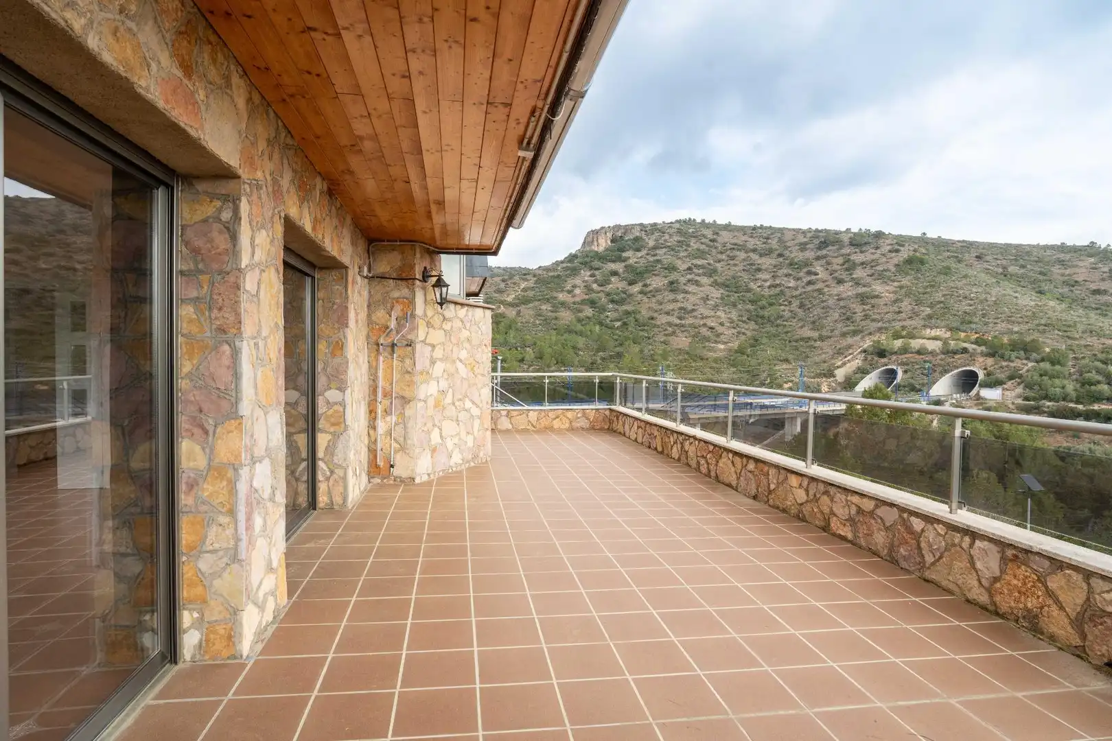 Terrassa de Casa o xalet en venda en El Vendrell amb Calefacció, Jardí privat i Terrassa