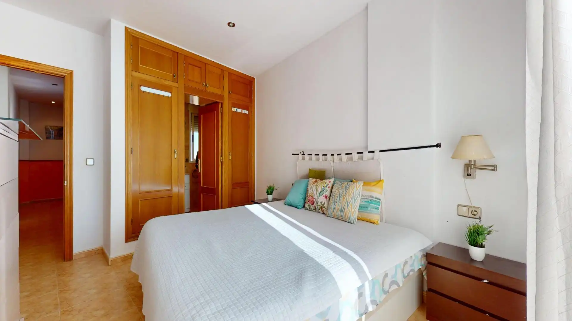 Habitación de Ático en venta en Pilar de la Horadada con Terraza, Trastero y Amueblado