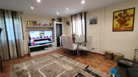 Foto 3 de Casa adosada en venda a Solórzano, Cantabria