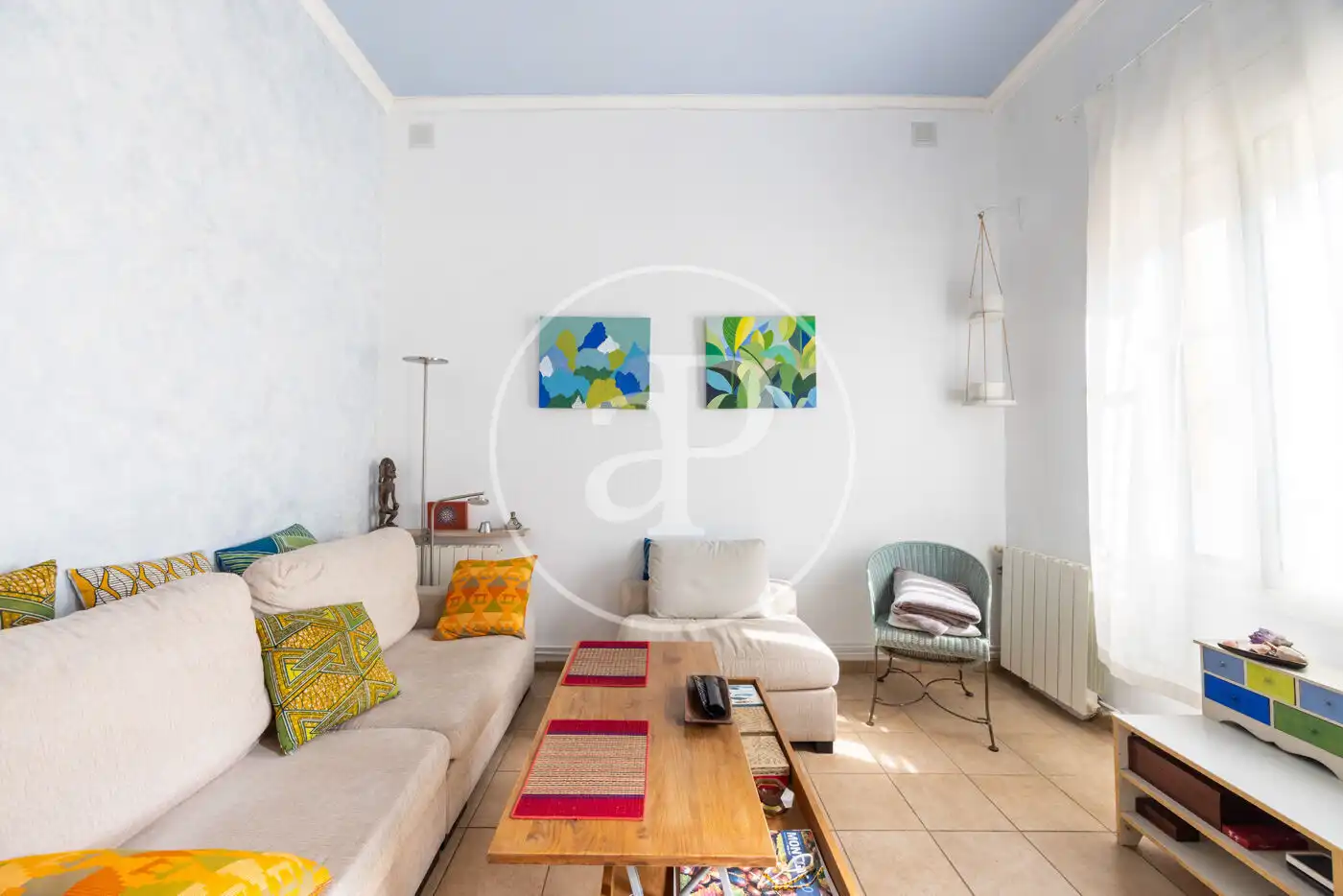 Sala d'estar de Casa adosada en venda en Montgat, Barcelona