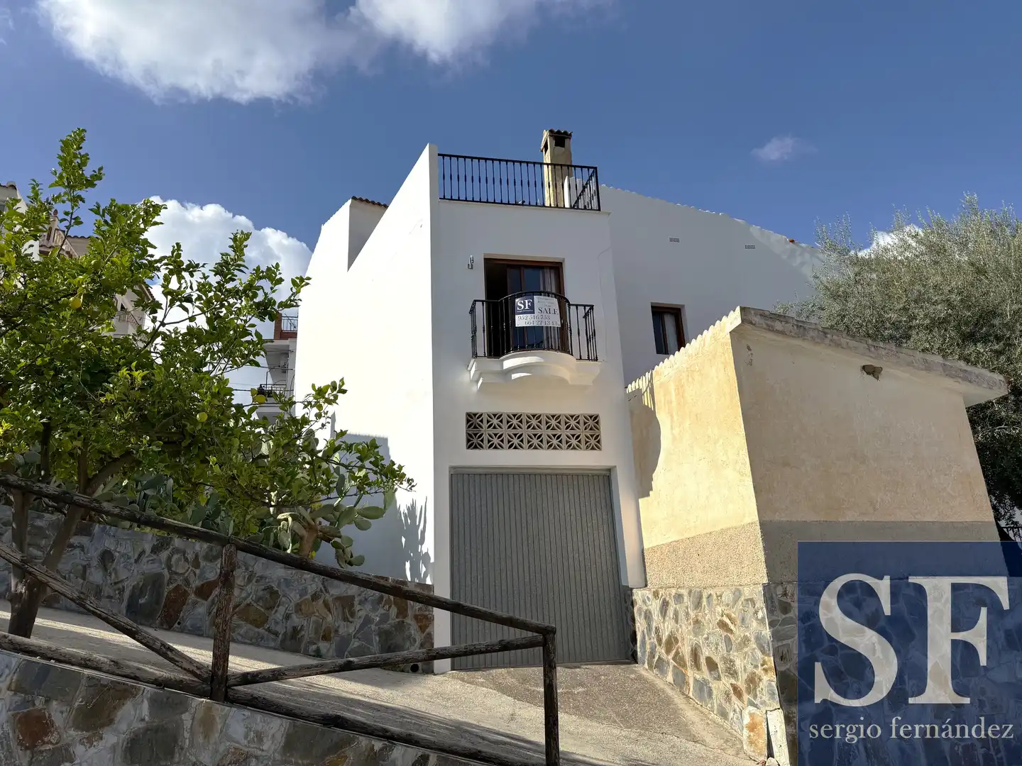 Exterior view of Detached homes for sale in Sayalonga, Málaga