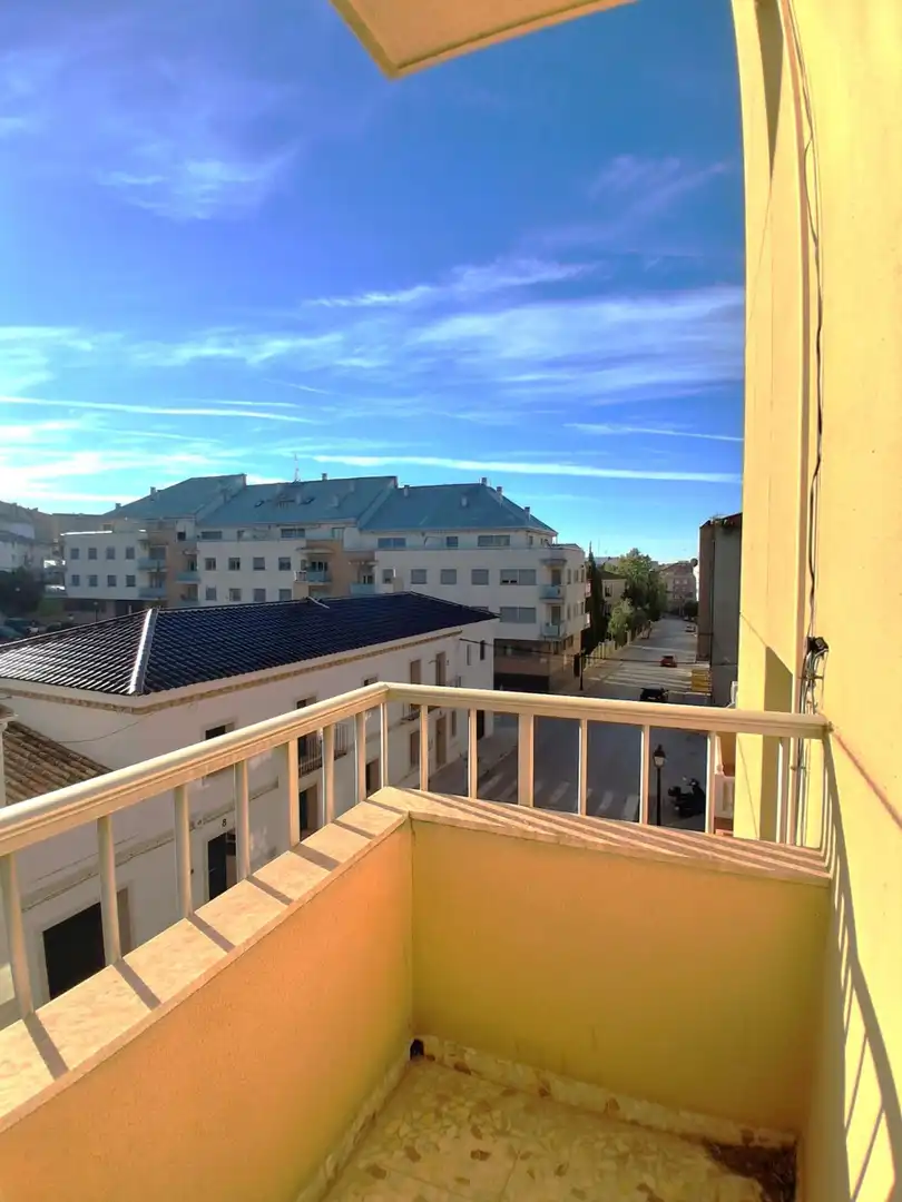 Exterior view of Flat for sale in Requena, Valencia