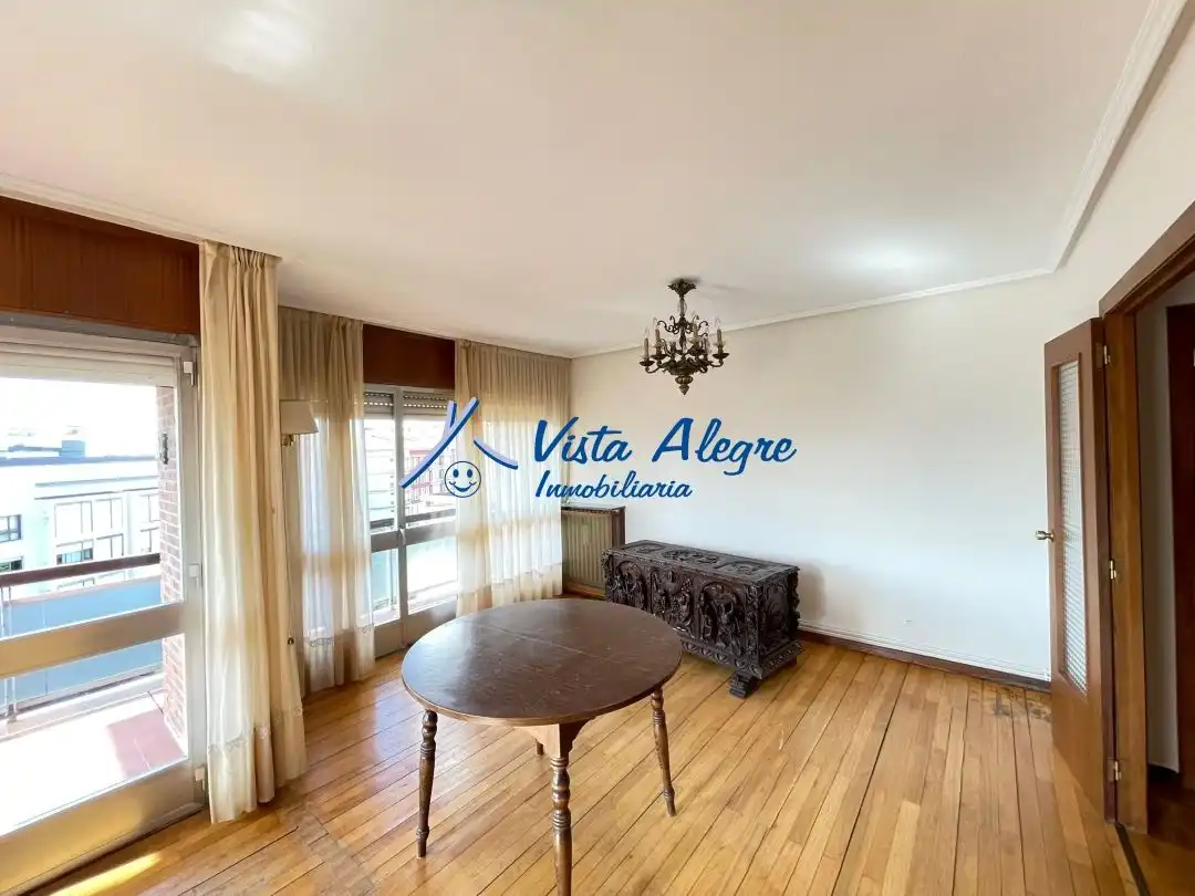 Sala de estar de Piso en venta en Haro con Calefacción, Terraza y Trastero