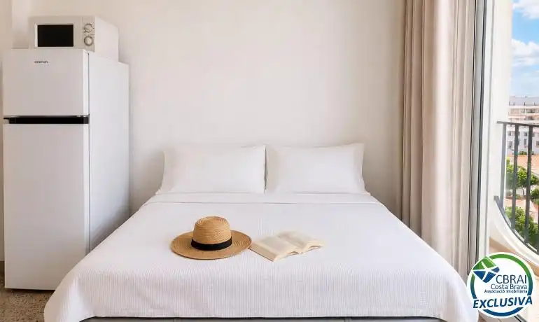 Apartament amb ascensor en venda a Carrer Muga-Delta, imagen 5