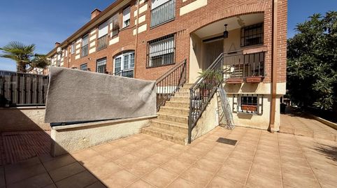 Foto 2 de Casa adosada en venta en Alovera, Guadalajara