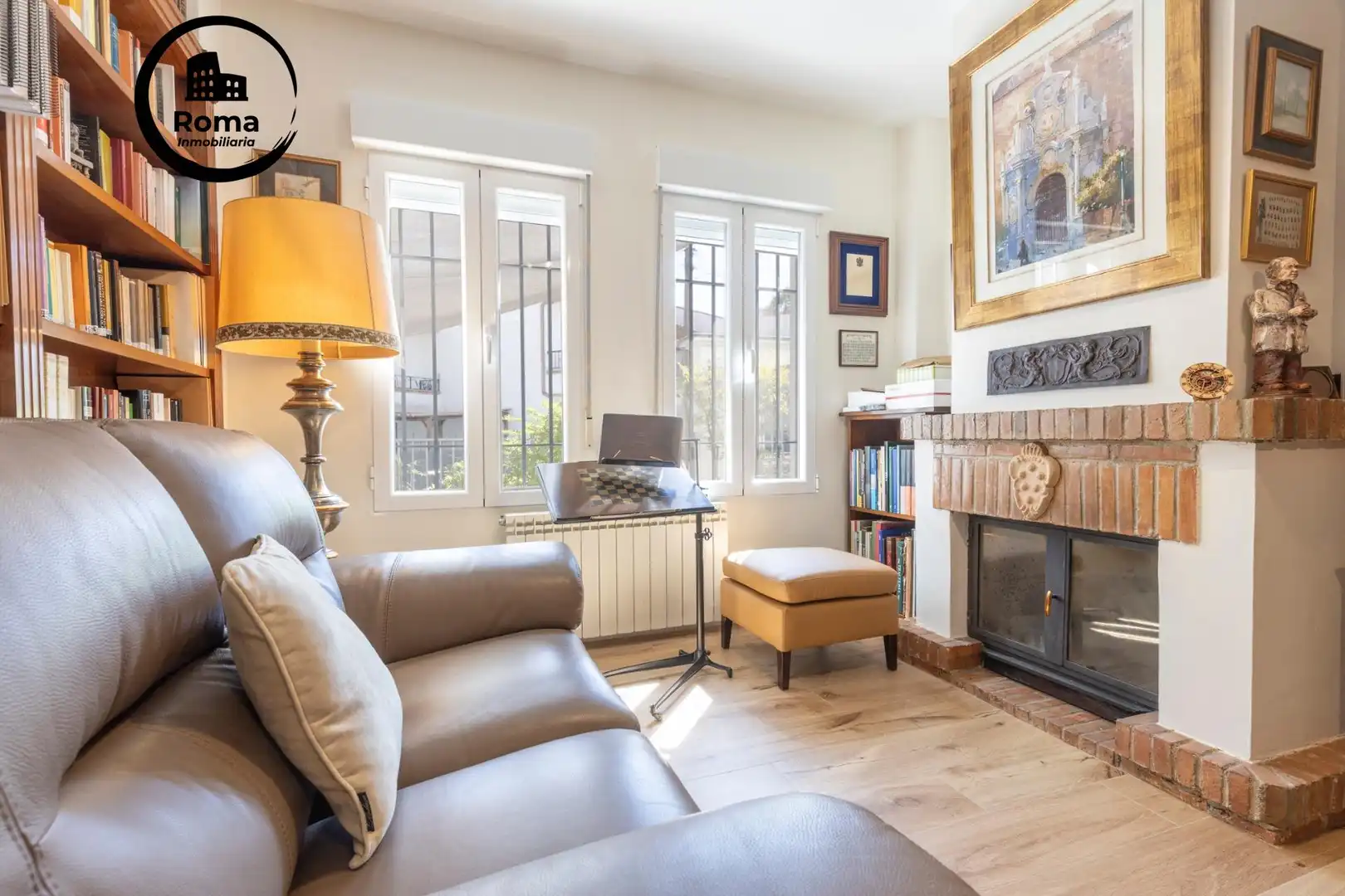Sala de estar de Casa o chalet en venta en Albolote con Aire acondicionado, Calefacción y Jardín privado