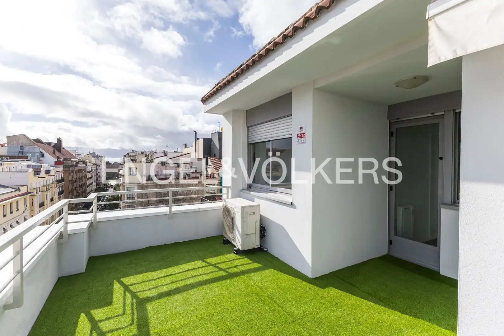 Terrassa de Àtic de lloguer en Madrid amb Aire condicionat, Calefacció i Parquet
