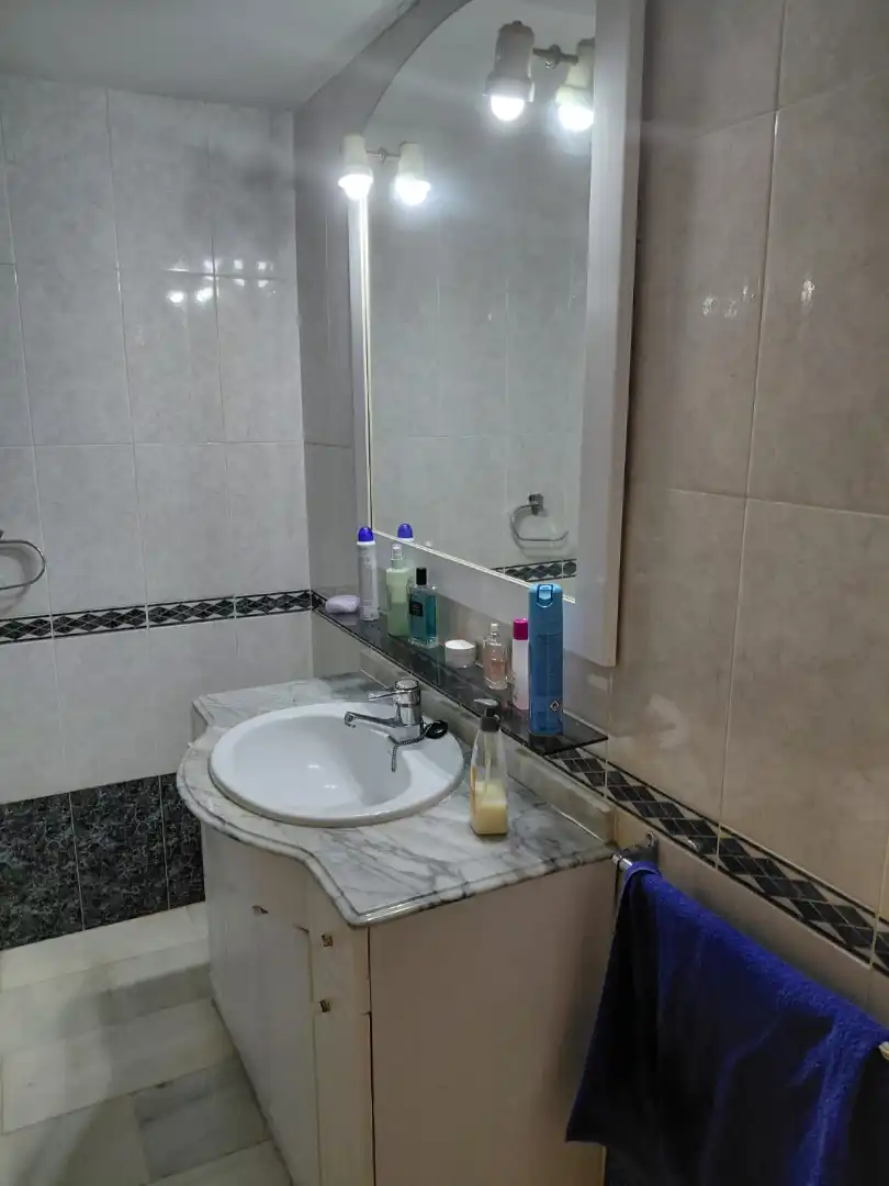 Bathroom of Flat for rent in Marbella  with Furnished