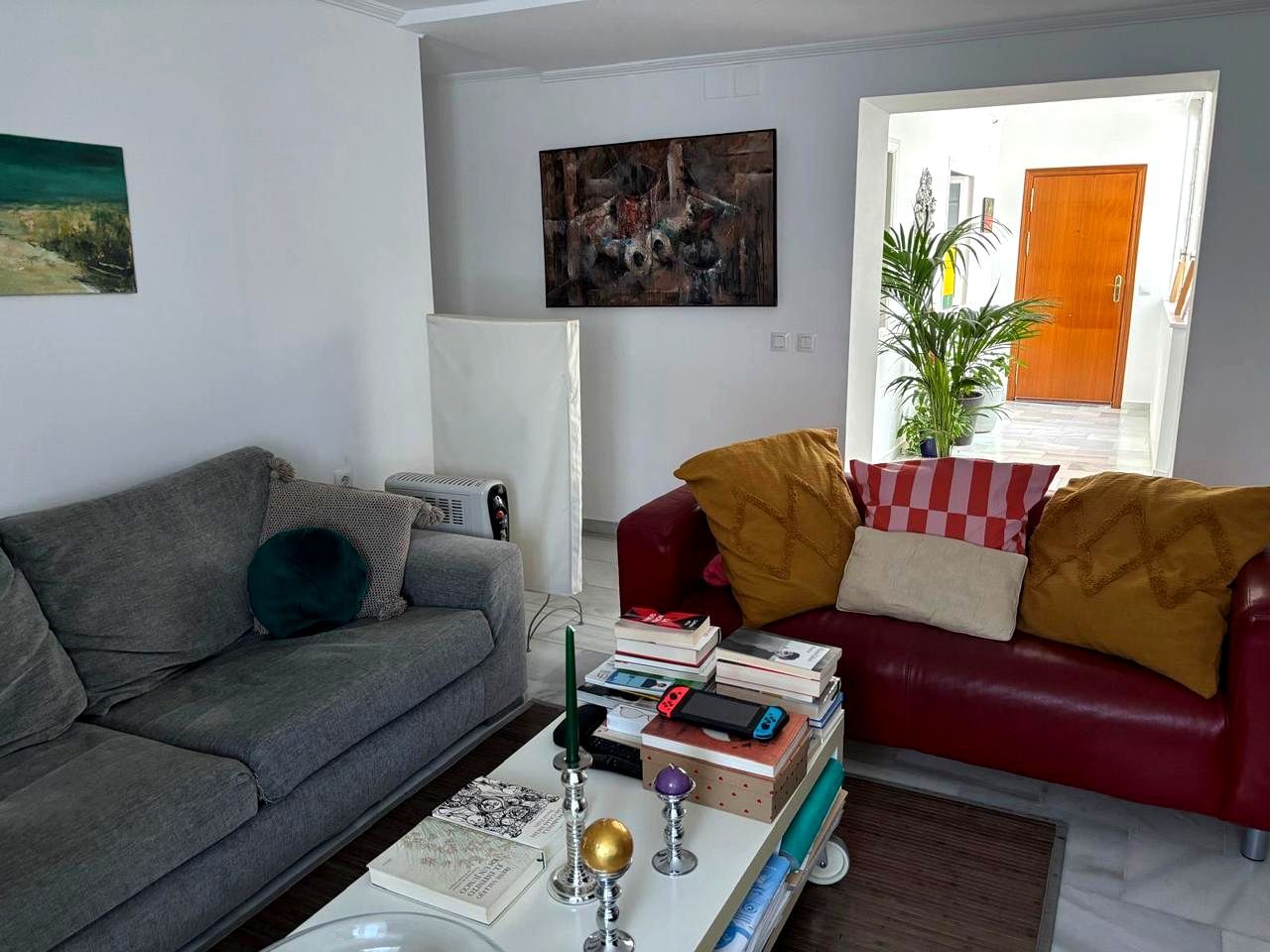 Living room of Flat for sale in  Cádiz Capital  with Storage room and Balcony