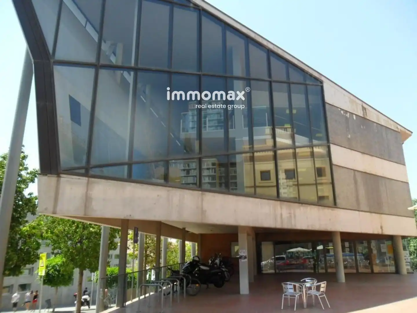 Exterior view of Houses for sale in Sant Feliu de Llobregat  with Air Conditioner, Terrace and Storage room