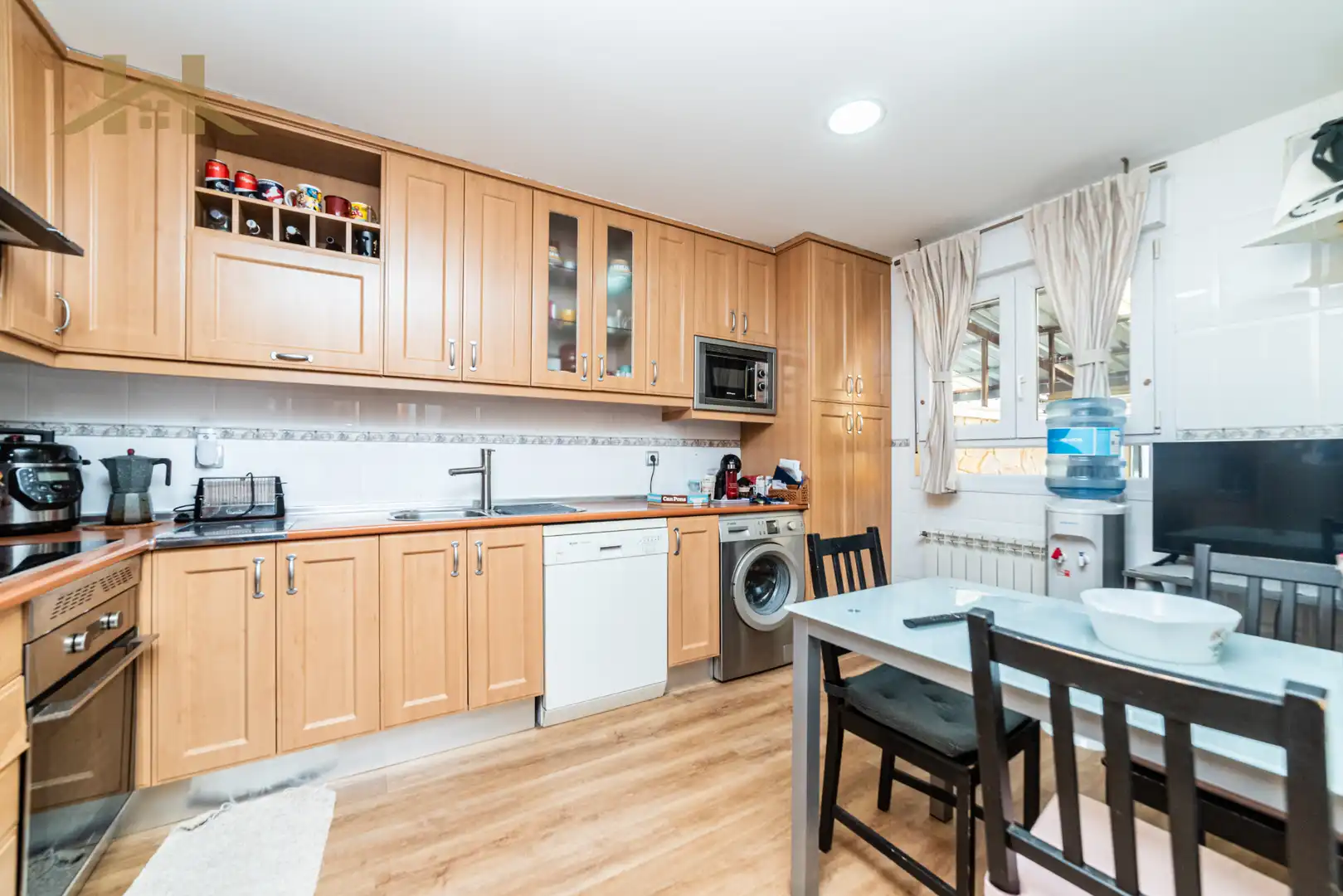 Cocina de Casa adosada en venta en Ciempozuelos con Aire acondicionado, Calefacción y Jardín privado