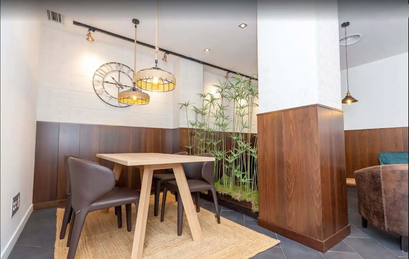 Comedor de Oficina de alquiler en Pinto con Aire acondicionado, Calefacción y Amueblado