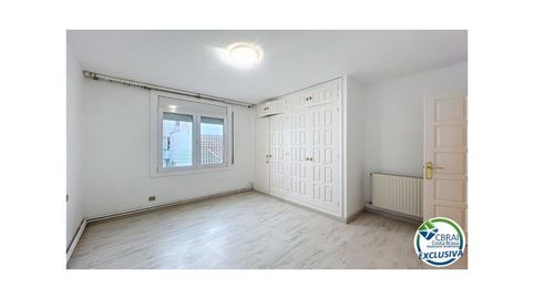 Foto 4 de Piso en venta en Avenida de Rhode, 181, Centre, Roses