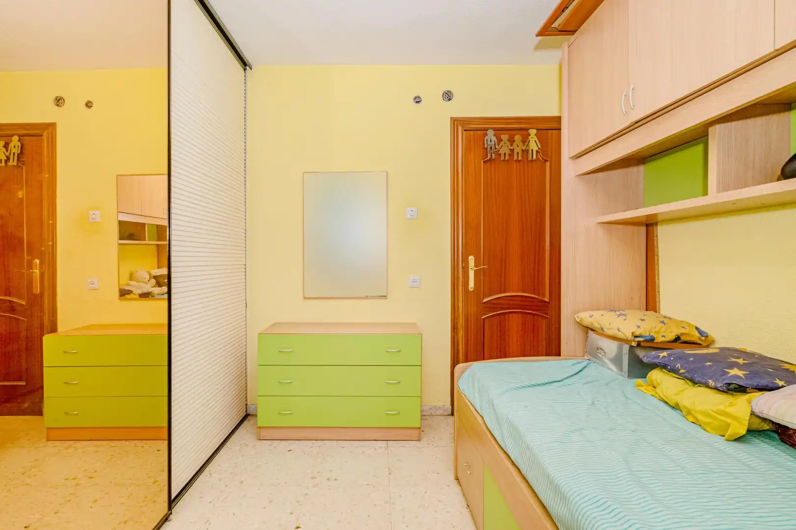 Habitación de Piso en venta en Granada con Aire acondicionado, Calefacción y Balcón